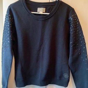 Women’s Medium CONVERSE black rubber grommet sleeve crewneck NEW sweatshirt